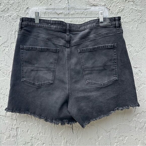 AMERICAN EAGLE Denim Jean Shorts Women Size 18 Highest Rise 90’s Boyfriend Black - Picture 3 of 6